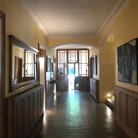Maison La Vie Est Belle Bed & Breakfast