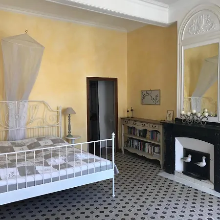 Maison La Vie Est Belle Couette-café Luc-sur-Orbieu