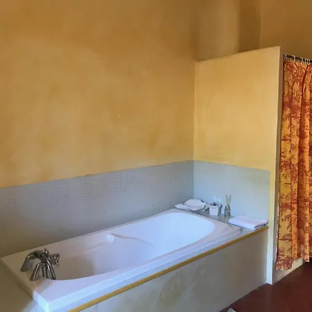 Maison La Vie Est Belle Bed and breakfast