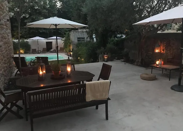 Maison La Vie Est Belle Bed & Breakfast