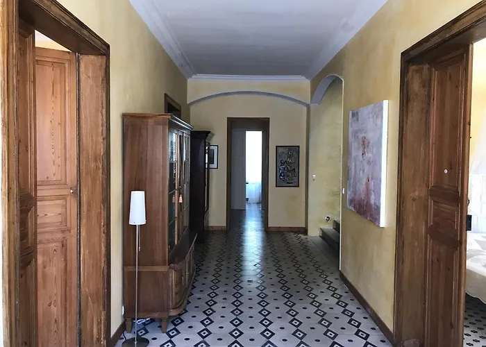 Maison La Vie Est Belle Bed & Breakfast