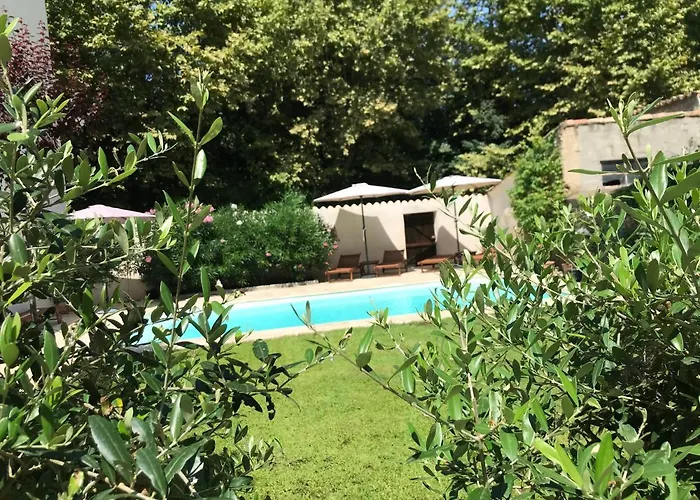 Maison La Vie Est Belle Bed & Breakfast *